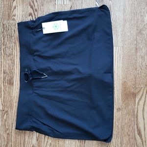 (L) NWT Gaiam Studio to Street Willow Woven Rib Mix Skort in Tap Shoe Black